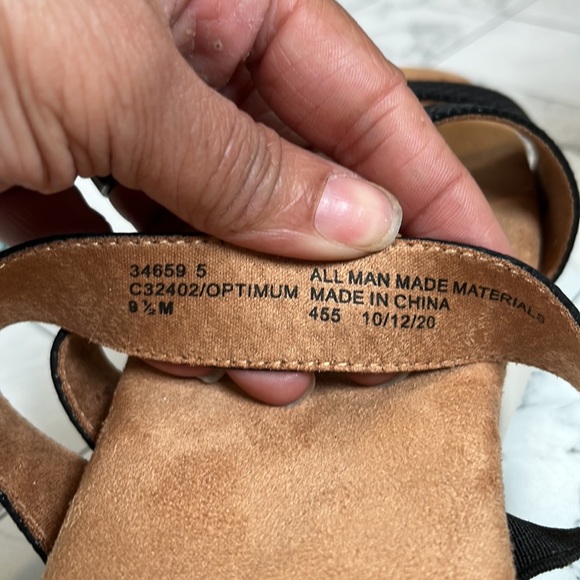 NWT Cliffs by White Mountain Womens Optinum ES PRINT Strap Sandal Shoes 9.5M - Picture 6 of 10